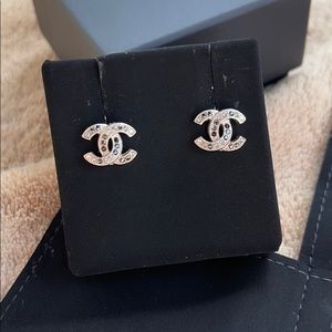 👱🏼‍♀️Chanel Earrings